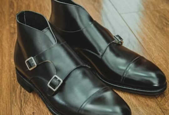 Top 6 Reasons Leather Soles Are a Mark of Quality Footwear